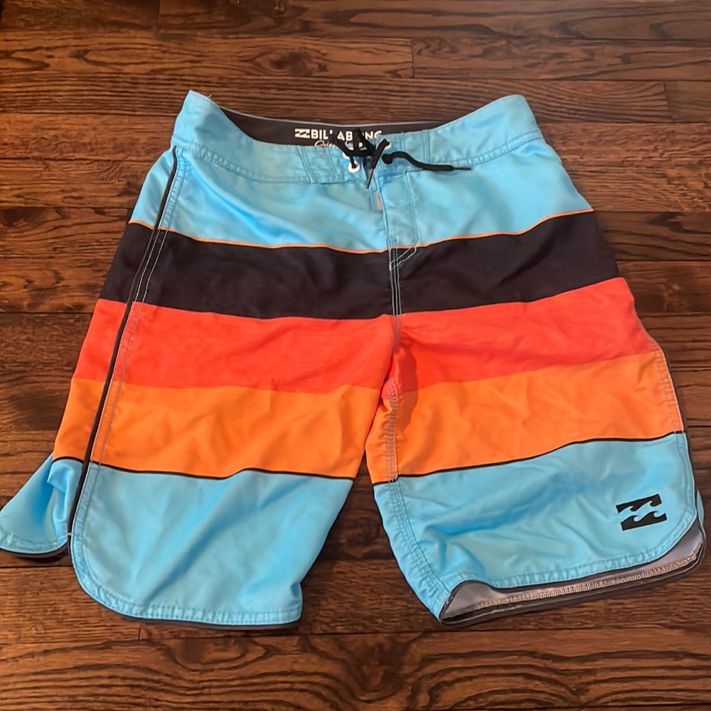 billabong board short